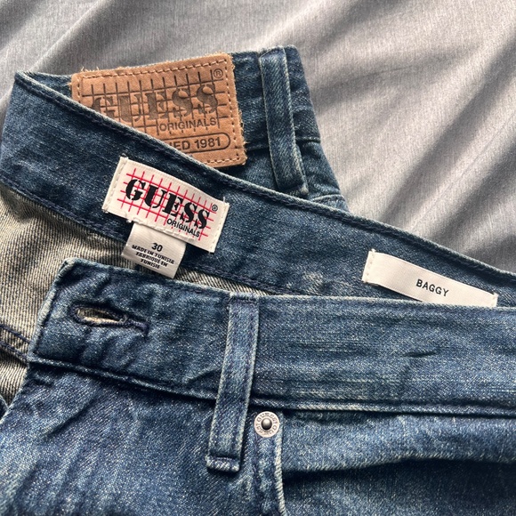 Brand new Guess baggy jeans - 30 waist - indigo wash - Picture 3 of 3